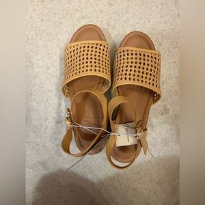 Boho Universal Threads Dress Wedges